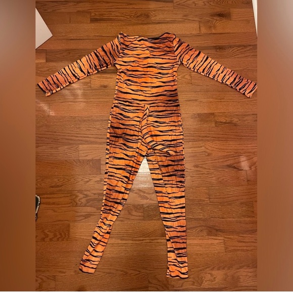 Tiger Halloween costume-M - Picture 2 of 5